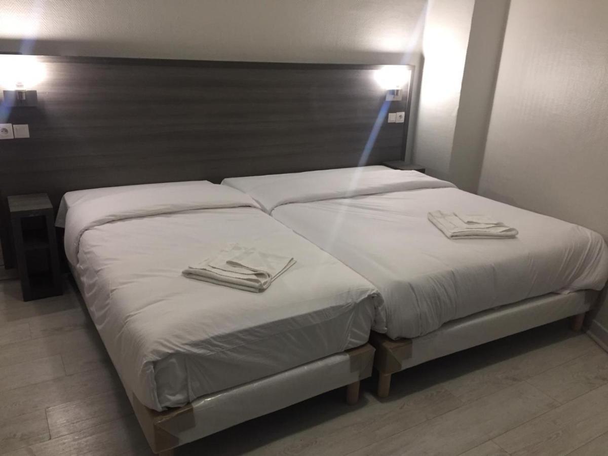 Pax Hotel Paryż Zewnętrze zdjęcie
