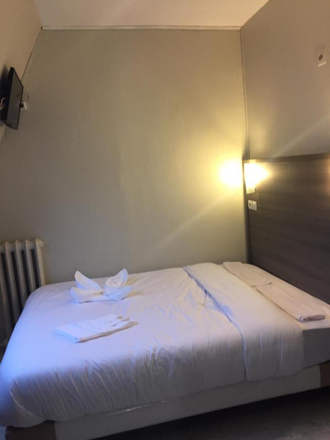 Pax Hotel Paryż Zewnętrze zdjęcie